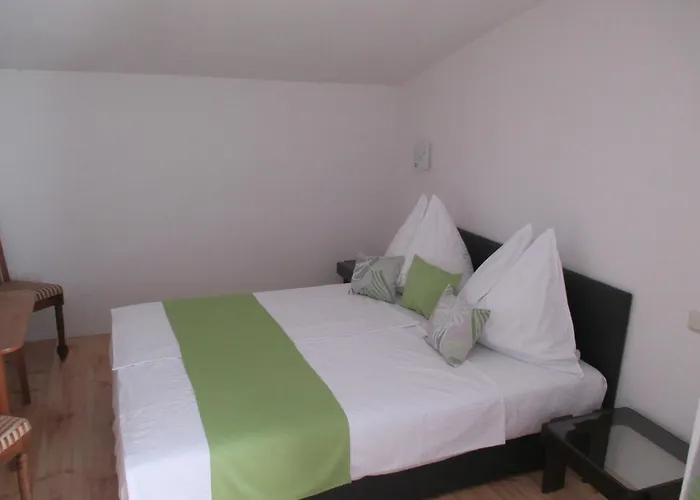 Daniel - Two Bedroom With Balcony Villa *