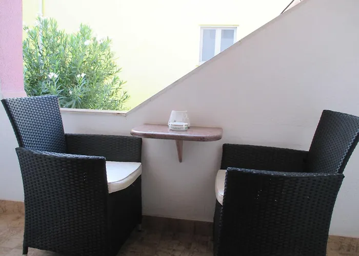 Villa Daniel - Two Bedroom With Balcony Omiš